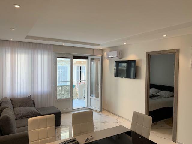Le palladium Cannes Esterno foto